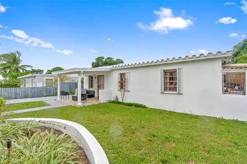 Exterior - 551 E 37th St, Hialeah, FL 33013 photo 1 of 6