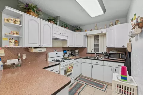 Other - 551 E 37th St, Hialeah, FL 33013 photo 17 of 21