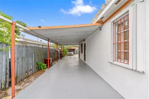 Other - 551 E 37th St, Hialeah, FL 33013 photo 2 of 21