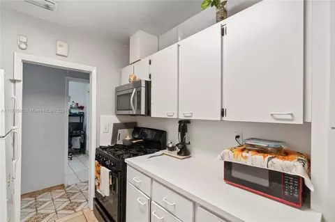 Other - 551 E 37th St, Hialeah, FL 33013 photo 10 of 21