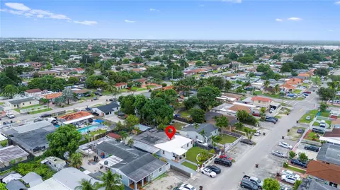 View/Area - 551 E 37th St, Hialeah, FL 33013 photo 7 of 12