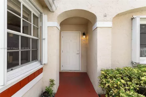 11832 NW 13th St, Pembroke Pines, FL 33026