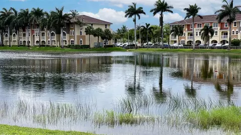 8899 NW 107th Ct #104, Doral, FL 33178