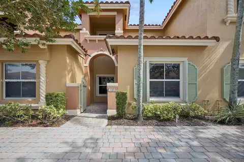 1039 SW 143rd Ave #1306, Pembroke Pines, FL 33027