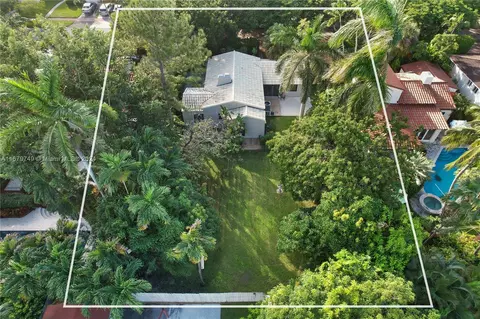 4449 Post Ave, Miami Beach, FL 33140