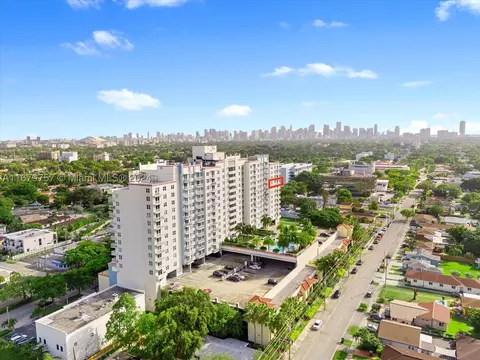 3000 Coral Way #1116, Miami, FL 33145