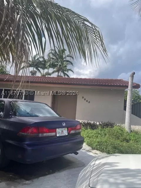 9865 SW 27th Ter, Miami, FL 33165