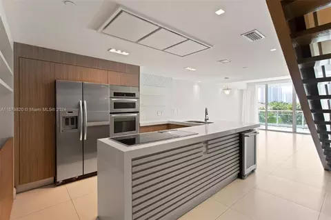 2950 NE 188th St #331, Aventura, FL 33180