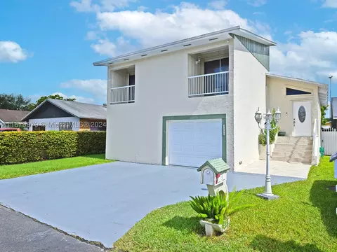 3455 SW 113th Pl, Miami, FL 33165