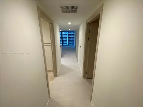 1000 Brickell Plz #2907, Miami, FL 33131
