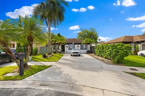 28436 SW 135th Ave, Homestead, FL 33033