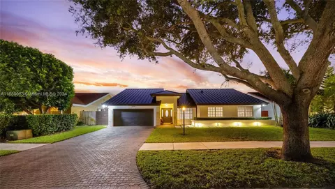 8090 SW 89th Pl, Miami, FL 33173