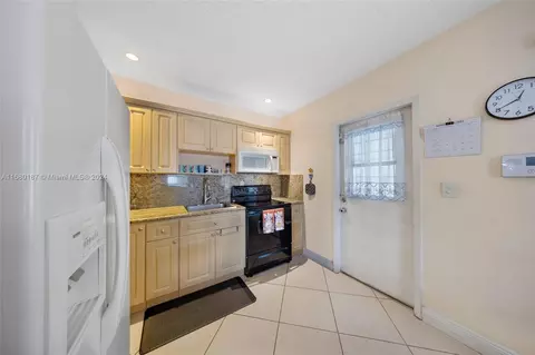 Kitchen - 340 E 57th St, Hialeah, FL 33013 photo 1 of 2