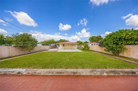 Exterior - 340 E 57th St, Hialeah, FL 33013 photo 7 of 8