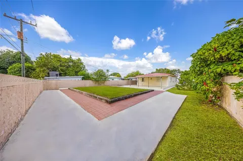 Exterior - 340 E 57th St, Hialeah, FL 33013 photo 6 of 8