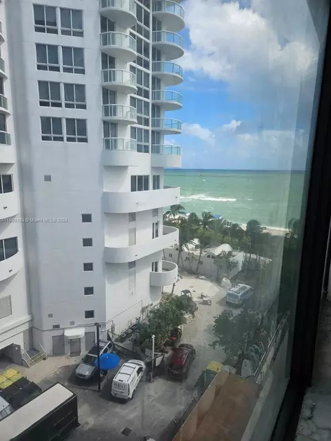 6345 Collins Ave #731, Miami Beach, FL 33141