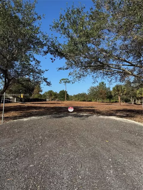 260 S Cabbage Palm St, Clewiston, FL 33440