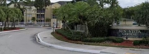 5612 Rock Island Rd #156, Tamarac, FL 33319