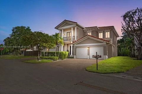 18835 SW 76th Ct, Cutler Bay, FL 33157