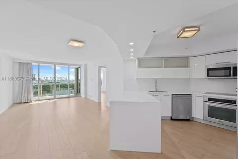 1800 Sunset Harbour Dr #1703, Miami Beach, FL 33139