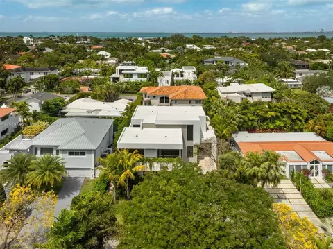 650 Warren Ln, Key Biscayne, FL 33149 photo 13