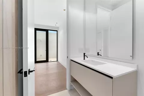 650 Warren Ln, Key Biscayne, FL 33149 photo 33