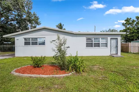 3601 NW 210th Ter, Miami Gardens, FL 33056