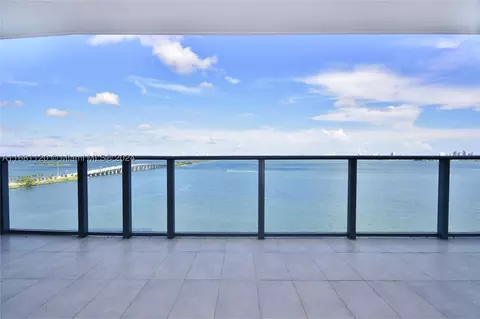 3131 NE 7th Ave #3203, Miami, FL 33137
