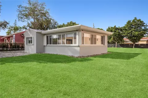 6734 NW 5th Ave, Miami, FL 33150