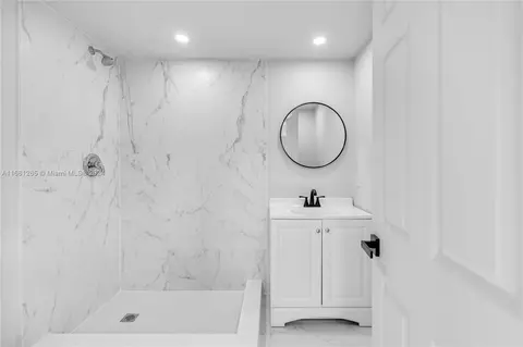 Bath - 1002 E 19th St, Hialeah, FL 33013 photo 1 of 2