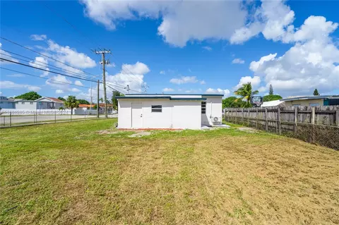 Exterior - 1002 E 19th St, Hialeah, FL 33013 photo 7 of 7