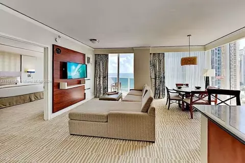 18001 Collins Ave #1514, Sunny Isles Beach, FL 33160