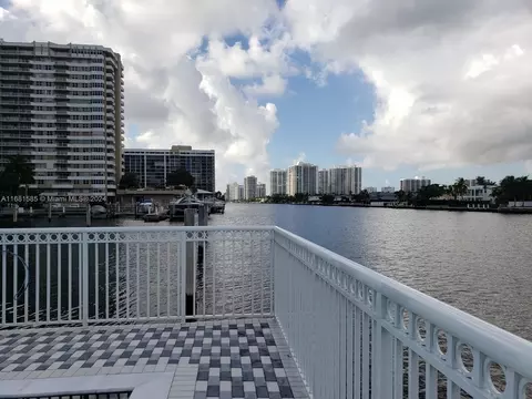 1913 S Ocean Dr #422, Hallandale Beach, FL 33009