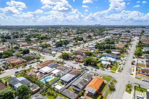 View/Area - 1875 W 2nd Ave, Hialeah, FL 33010 photo 6 of 6