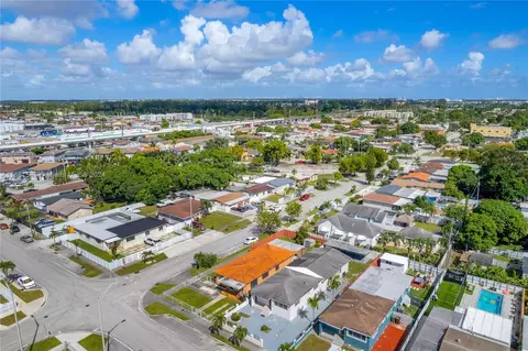 View/Area - 1875 W 2nd Ave, Hialeah, FL 33010 photo 4 of 6