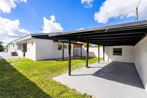 Exterior - 1875 W 2nd Ave, Hialeah, FL 33010 photo 6 of 7