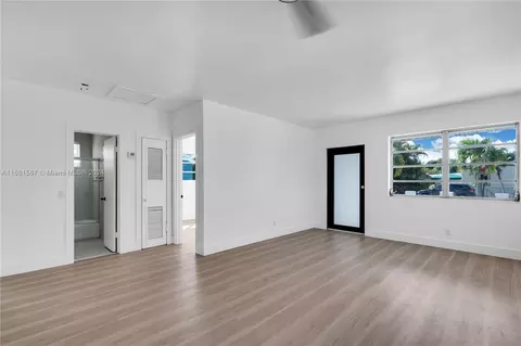 Living - 1875 W 2nd Ave, Hialeah, FL 33010 photo 3 of 4