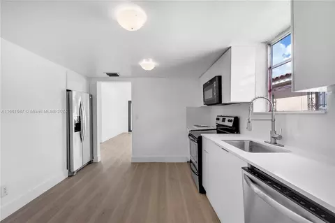 Kitchen - 1875 W 2nd Ave, Hialeah, FL 33010 photo 2 of 2