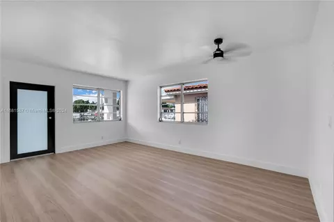Living - 1875 W 2nd Ave, Hialeah, FL 33010 photo 4 of 4