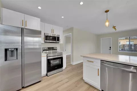 1116-1118 NE 15th Ave, Fort Lauderdale, FL 33304