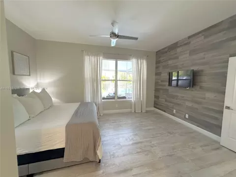 Bedroom - 135 Hampton Cir, Jupiter, FL 33458 photo 1 of 4