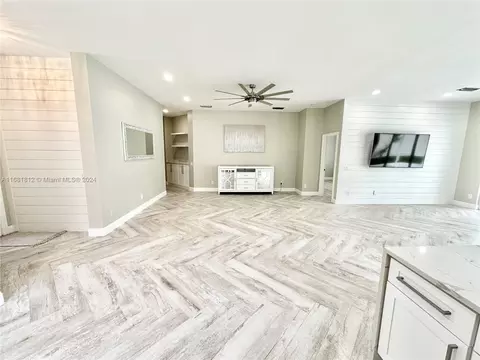 Living - 135 Hampton Cir, Jupiter, FL 33458 photo 7 of 7