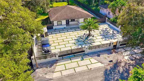 15235 NE 9th Ave, Miami, FL 33162