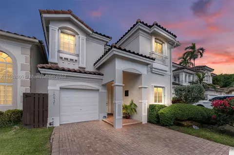 10921 NW 67th St, Doral, FL 33178
