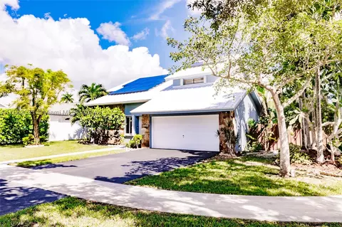 10733 SW 129th Pl, Miami, FL 33186