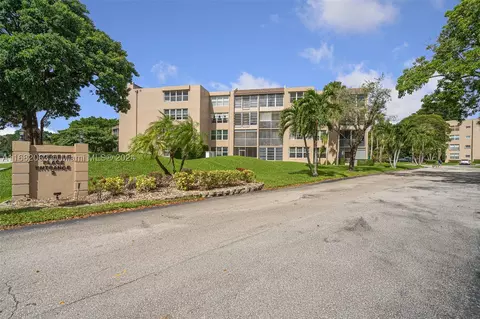 9480 Tangerine Pl #307, Davie, FL 33324