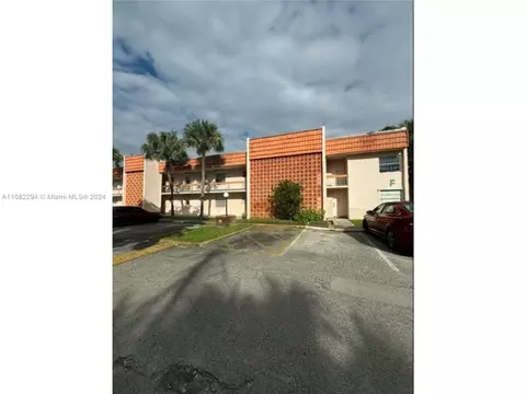 7610 Stirling Rd #207F, Hollywood, FL 33024