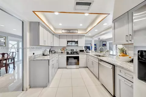 7944 Ramona St, Miramar, FL 33023