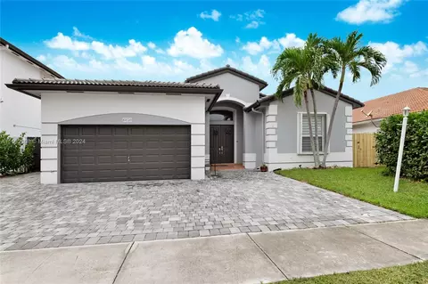 6850 SW 159th Pl, Miami, FL 33193