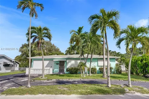 1535 NE 124th St, North Miami, FL 33161